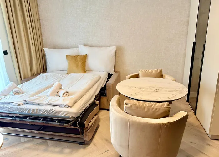 Апартаменты Luxury With Balcony Legrand